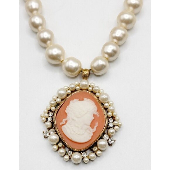 Laila Rowe Vintage Inspired Faux Pearl, Rhinestone & Cameo Pendant Necklace - Picture 3 of 6